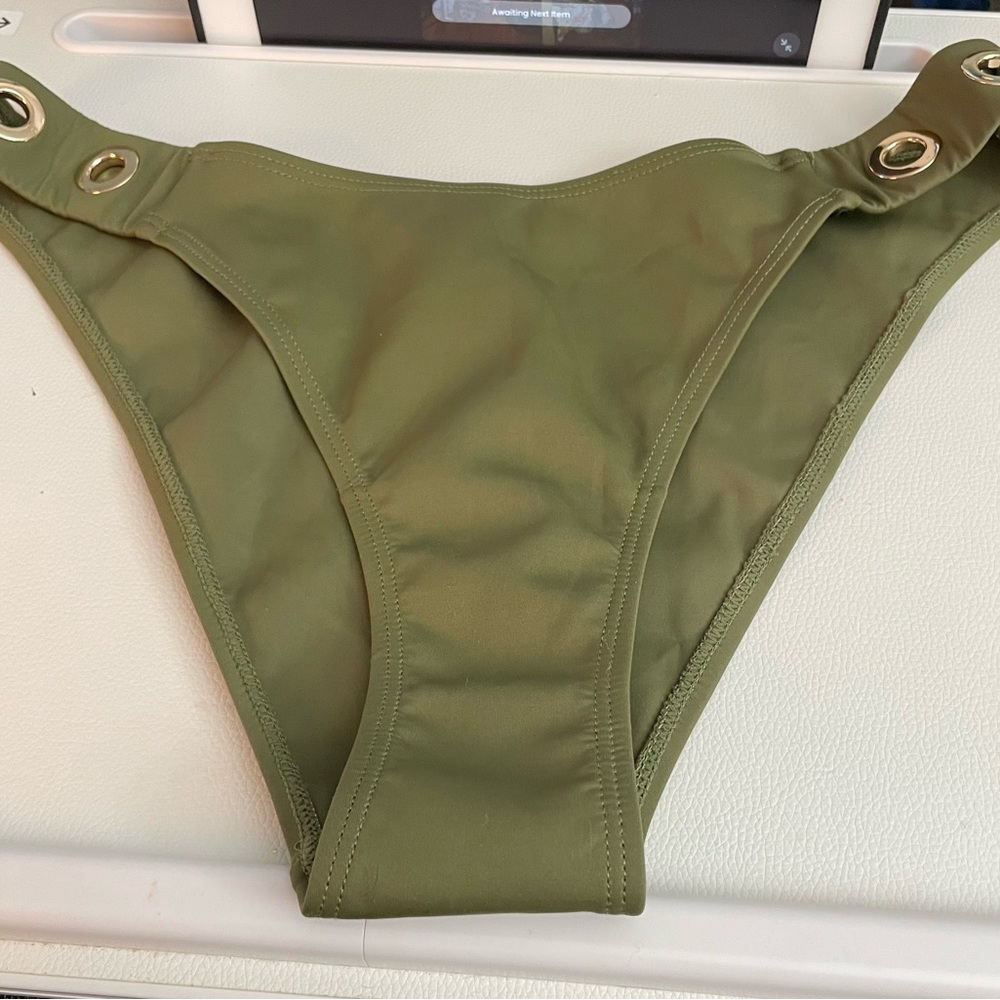 NWOT River island grommet bikini bottoms